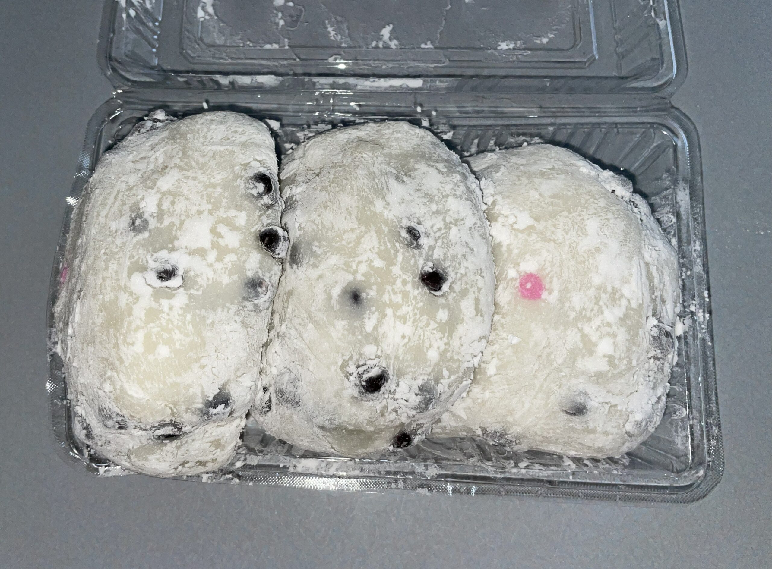 赤羽名物　巨大豆大福